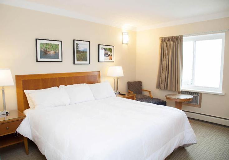Bedroom 3, Twin Pine Inn & Suites, Division No. 14