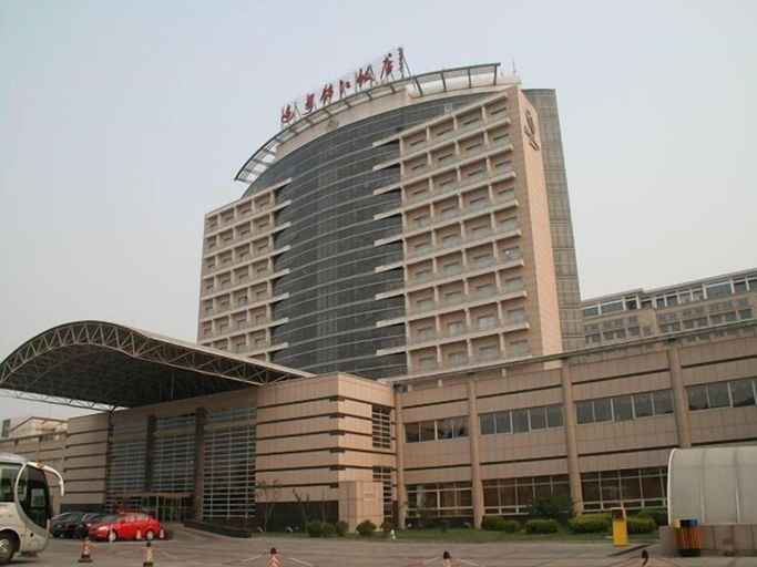 Exterior & Views, Qian'an Jin Jiang Hotel, Tangshan