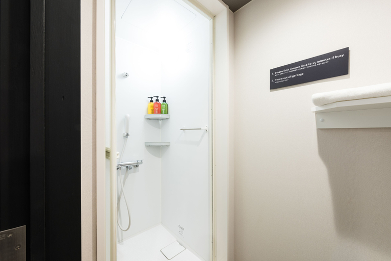 Bathroom 4, Drop Inn TOTTORI - Hostel, Tottori