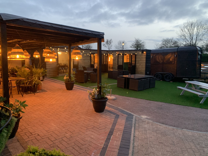 Exterior & Views 2, The Old Red Lion Inn, Cambridgeshire
