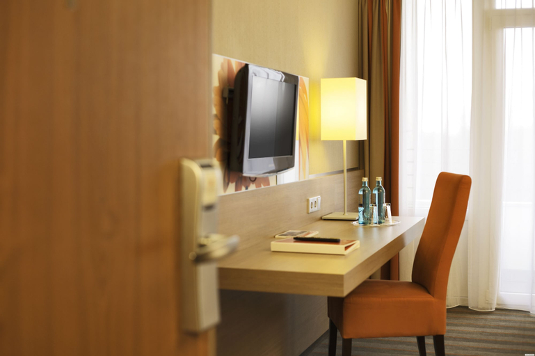 Bedroom 4, Soaltee Westend Premier Messe Frankfurt (ehemals H4 Hotel Frankfurt Messe), Frankfurt am Main