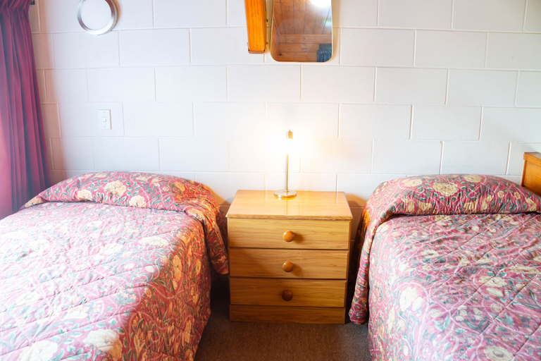 Bedroom 2, New Haven Motel, Waitakere