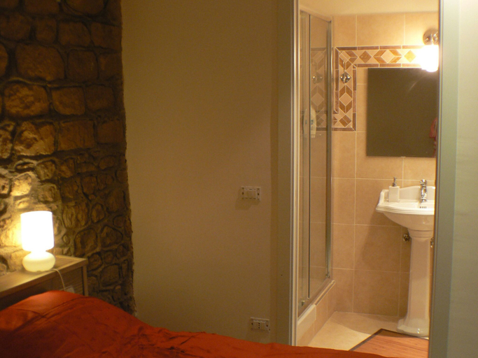 Bathroom 4, B&B Rospigliosi, Rome