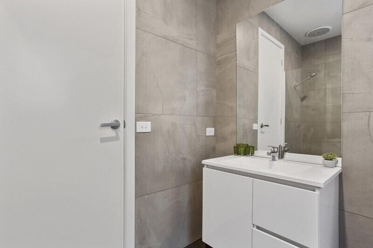Bathroom 3, Coastal Vibe Apartments, Warrnambool