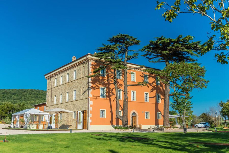 Exterior & Views 2, Relais Paradiso, Perugia