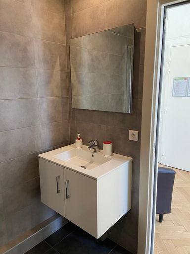 Bathroom 3, Le Relais de l'Orangerie, Bas-Rhin