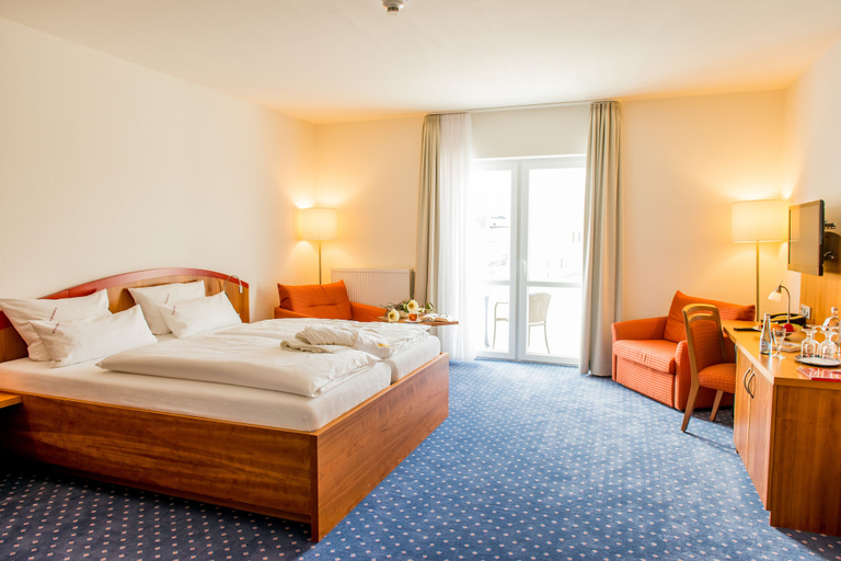 Bedroom 3, Komforthotel Butjadinger Tor, Wesermarsch