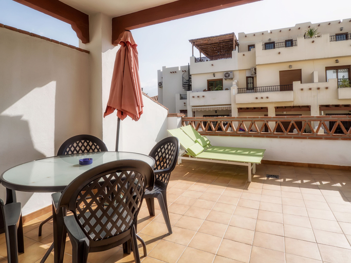 Food & Drinks, Apartamentos Chimenea, Málaga