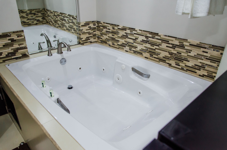 Bathroom 4, Hotel Velario, Tijuana