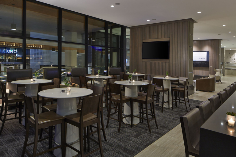 Food & Drinks 5, AC Hotel by Marriott Seattle Bellevue/Downtown, King