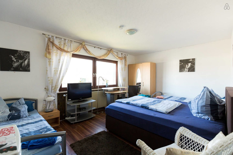 Bedroom 4, Gästehaus Peterhoff, Düren