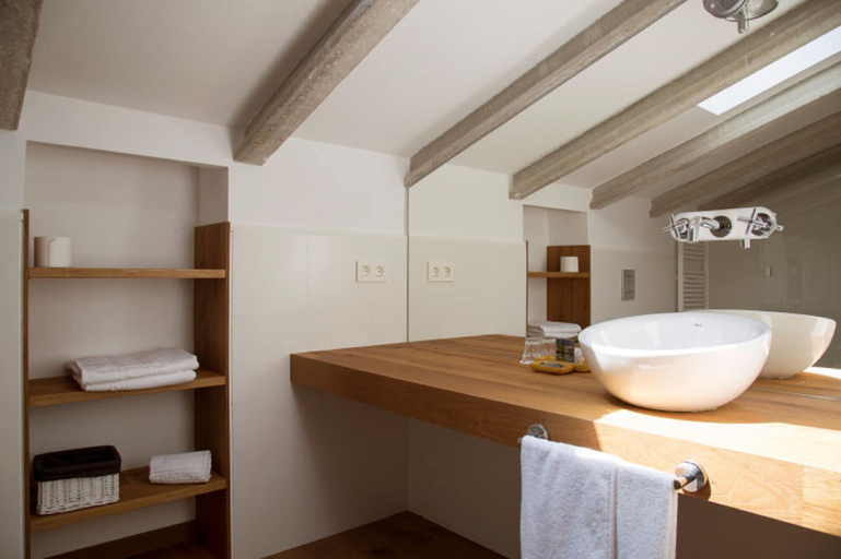 Bathroom 5, Hotel Casa Anamaria, Girona