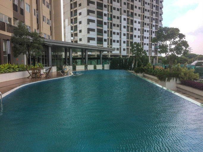 Relaxing Studio at The Oasis Apartment By Travelio, Cikarang
