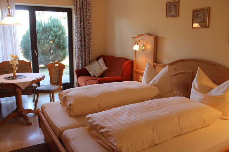 Bedroom 2, Apparthotel Jagdhof, Passau
