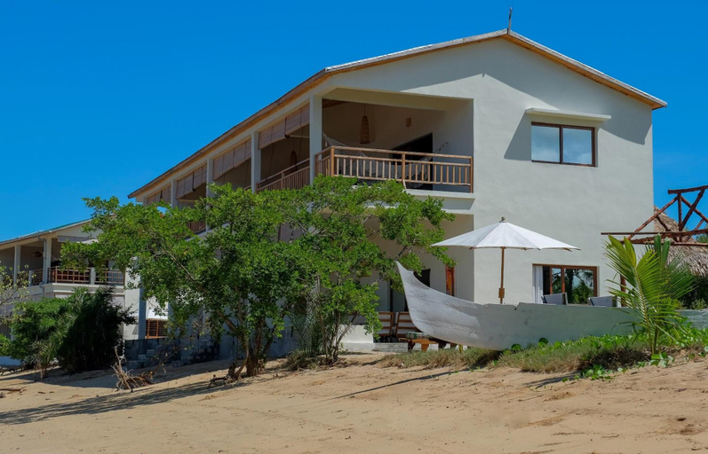 Exterior & Views 2, Emeraude Lodge, Diana