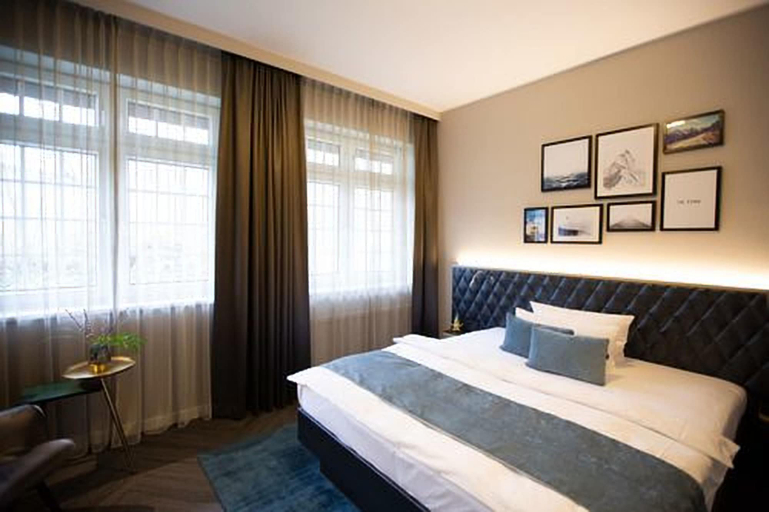 Bedroom 4, Boutique Hotel Poppenbütteler Hof, Hamburg