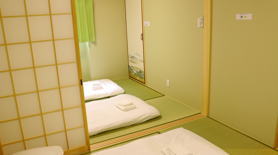 Bedroom 2, Shirakabanoyado-keigetsu, Osaka