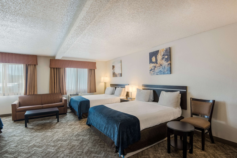 Bedroom 3, Best Western Mt. Pleasant Inn, Henry