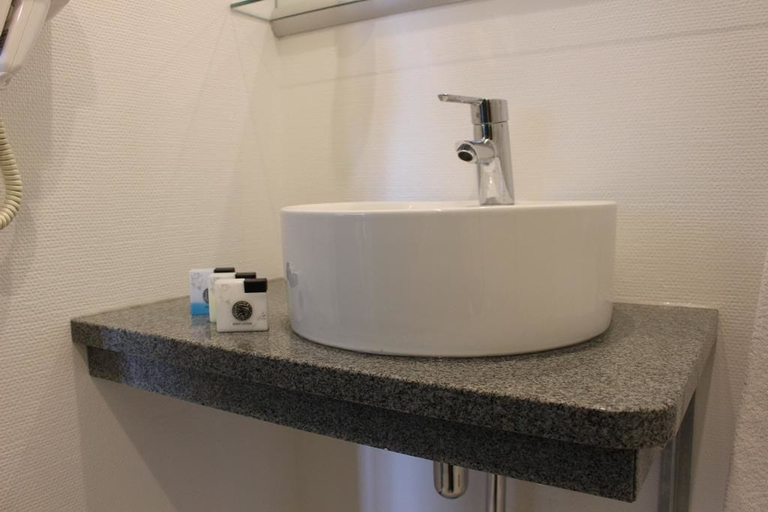 Bathroom 4, Hotel Hirtshals, Hjørring
