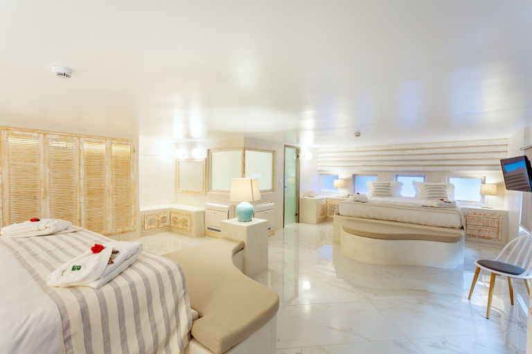 Bedroom 3, Rhodos Horizon City- Adults only, South Aegean