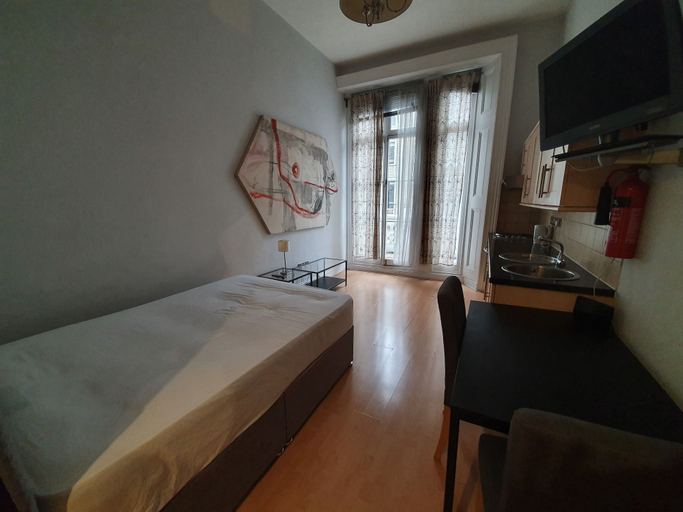 Bedroom 3, Studio Apartment in South Kensington 17, London