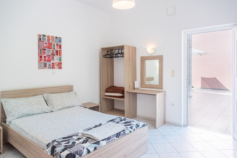 Bedroom 4, Seaside Resorts, Ionian Islands