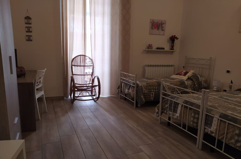 Bedroom 3, Affittacamere B&B Alba Ionica, Taranto