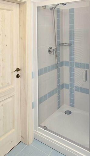 Bathroom 5, Grand Apartments, Trutnov
