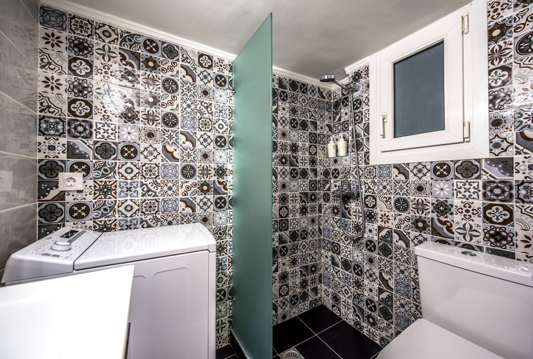 Bathroom 4, Danae Apt by halu! Apartments, Central Macedonia