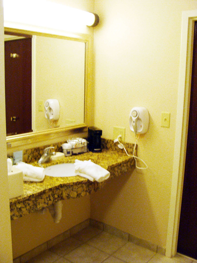 Bathroom 4, Hampton Inn Calera, Shelby
