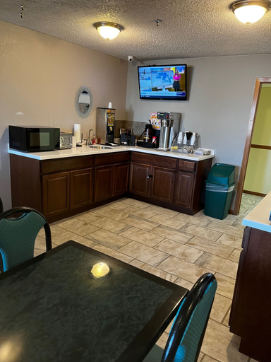 Others 5, Super 8 by Wyndham Smithville/Kansas City, Kansas City