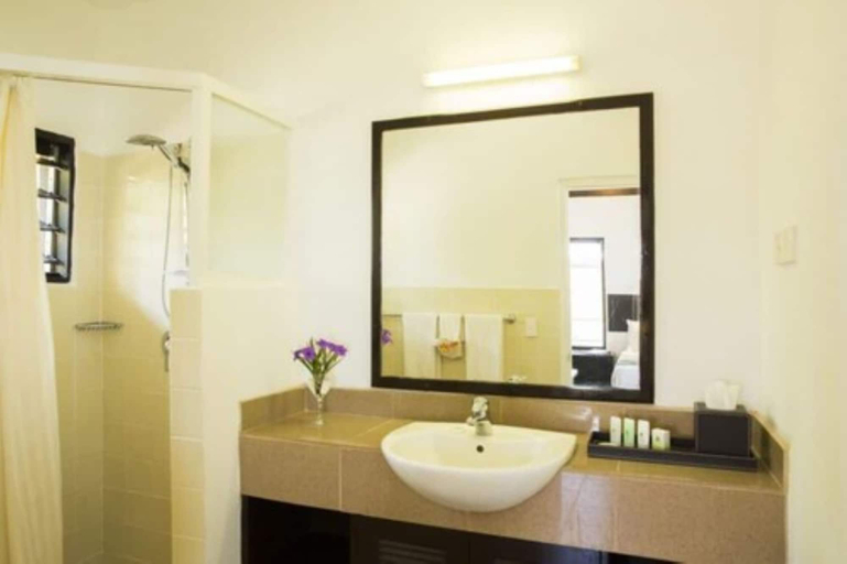 Bathroom 5, Tambua Sands Beach Resort - Adults Only, Nadroga/Navosa