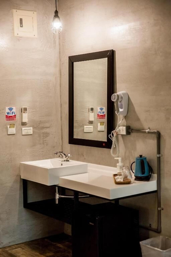 Bathroom 5, Genuinn, Taitung