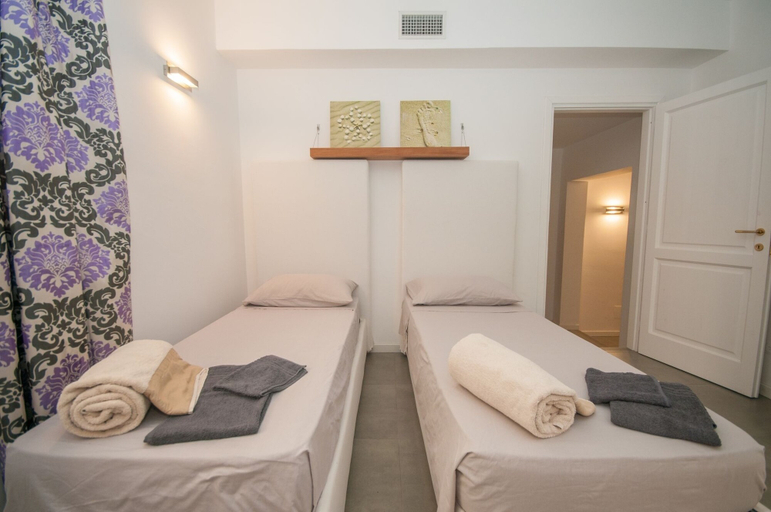 Room 2, Oleandri 101, Olbia-Tempio