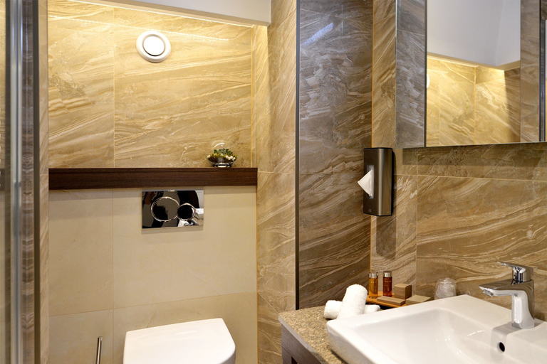 Bathroom 4, AZUL Hotel & Restaurant, Partizánske