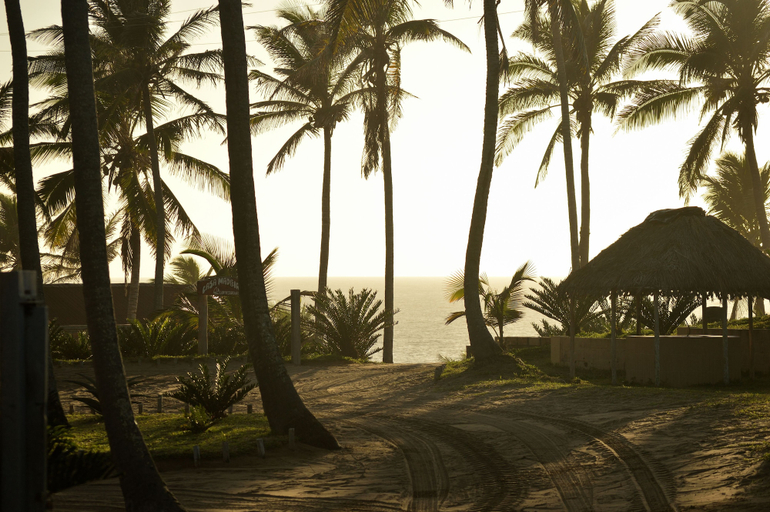 Others 5, Salt Dune Lodge, Jangamo