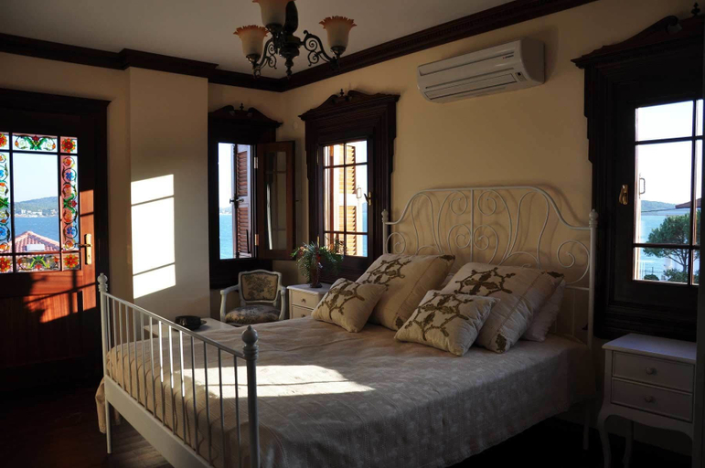 Bedroom 4, Cunda Sim Otel, Ayvalık