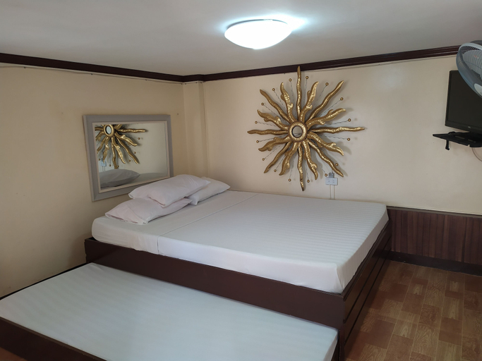 Bedroom 4, Seascape Resort, Bauan