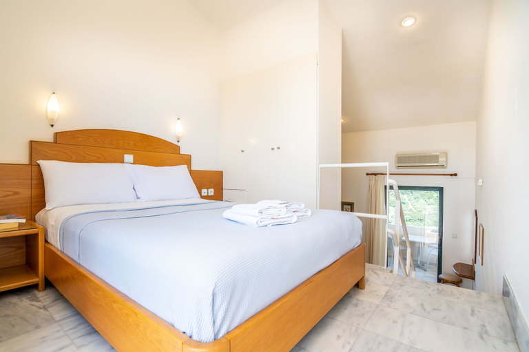Bedroom 4, Orestis Hotel Apartments, Crete