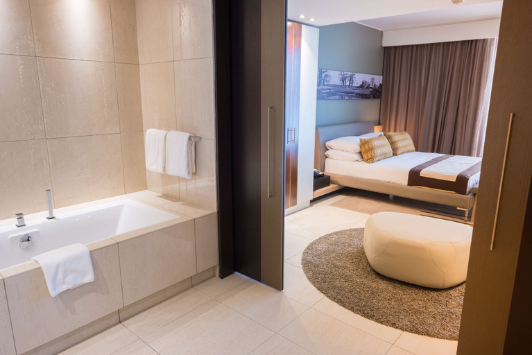 Bathroom 4, Noom Hotel Dakar Sea Plaza, a member of Radisson Individuals, Dakar
