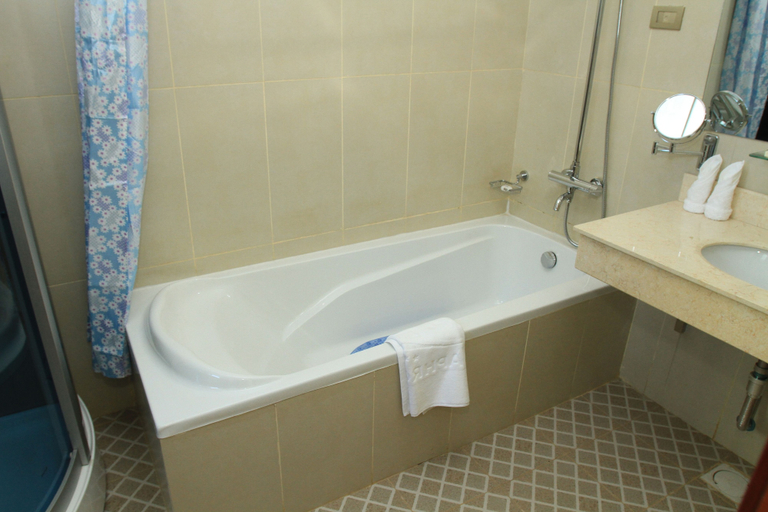 Bathroom 4, Aphrodite International Hotel, Addis Abeba