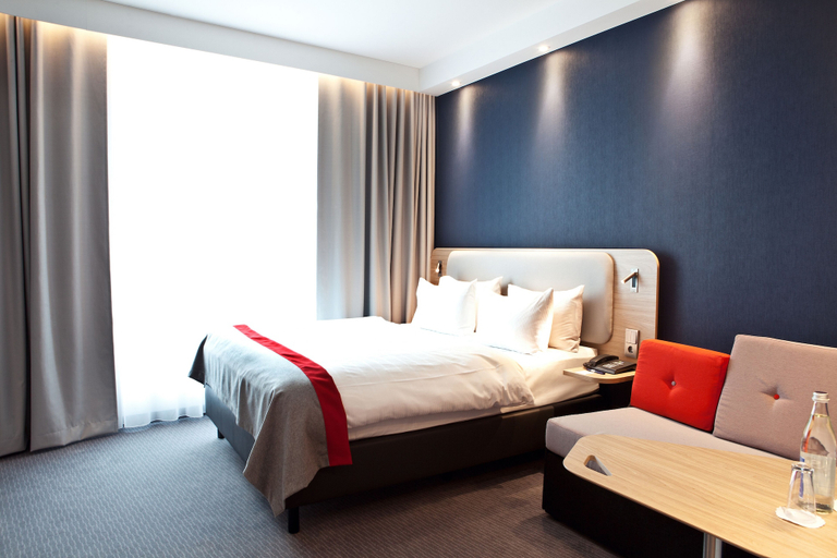 Bedroom 5, Holiday Inn Express FRANKFURT AIRPORT - RAUNHEIM by IHG, Groß-Gerau