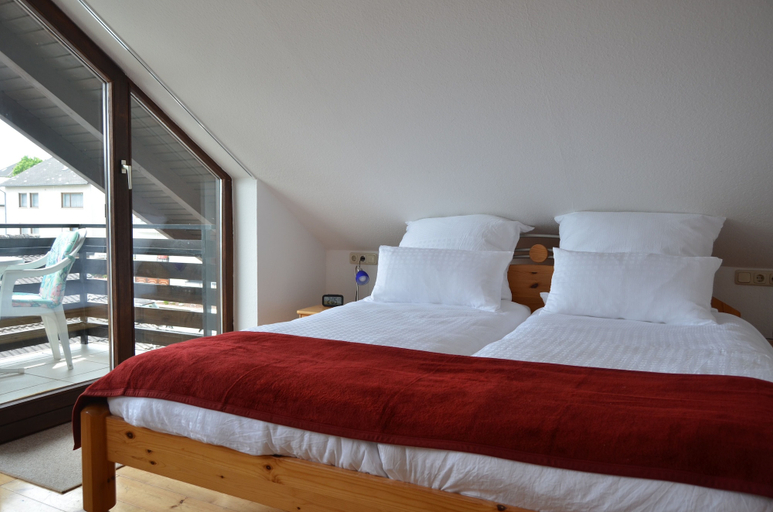 Bedroom 2, Weingut Gindorf, Bernkastel-Wittlich