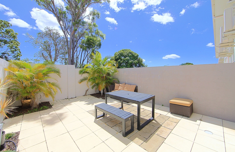 Others 4, Alexandra Apartments, Bundaberg