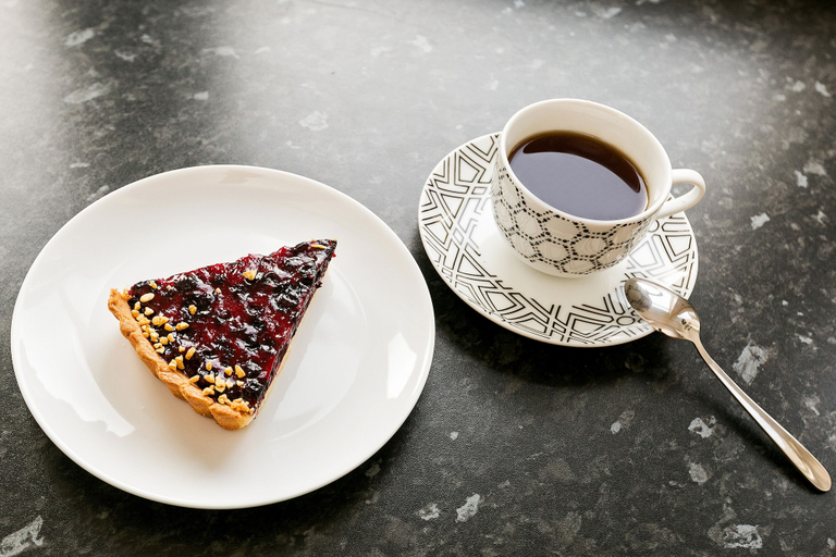 Food & Drinks 4, GM Apartment Kamergerskiy 2-21, Central