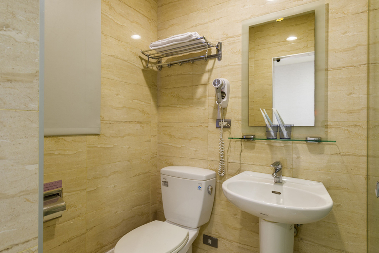Bathroom 4, Shihlin Metro Home, Taipei City