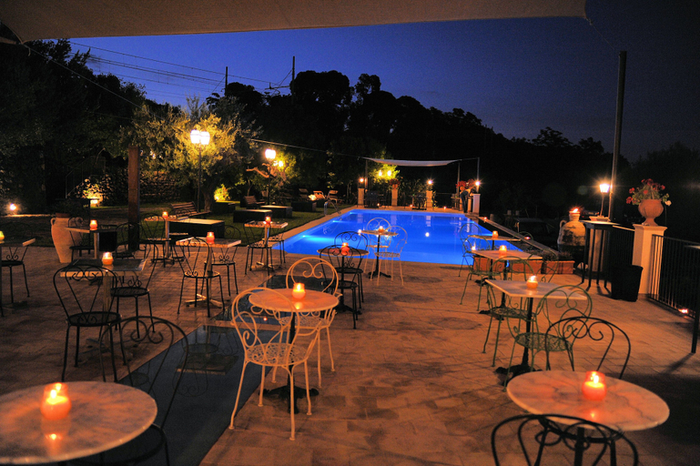 Food & Drinks 5, Tenuta Santa Tecla, Catania