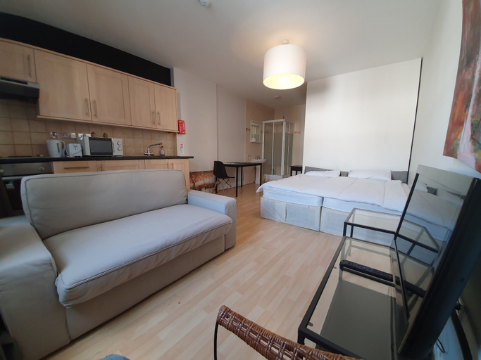 Bedroom 3, Studio Apartment in South Kensington 16, London