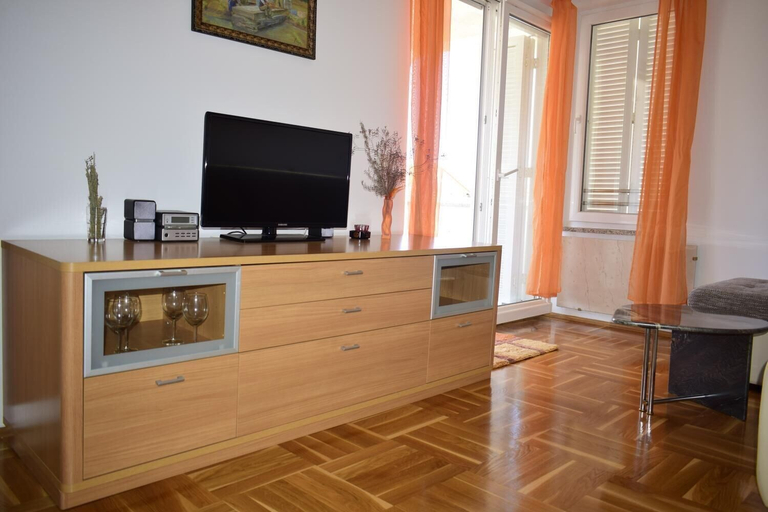 Others 5, Apartment Grace, Malinska-Dubašnica