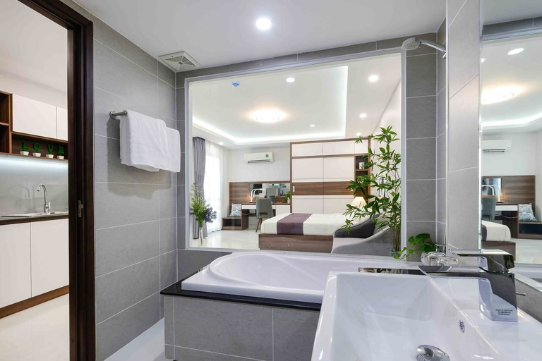 Bathroom 3, The Spring House, Bình Thạnh